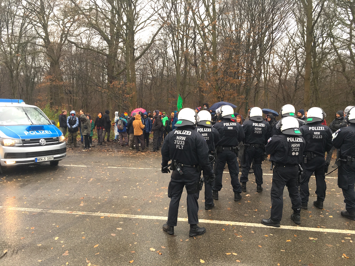 hambacher forst konfrontation